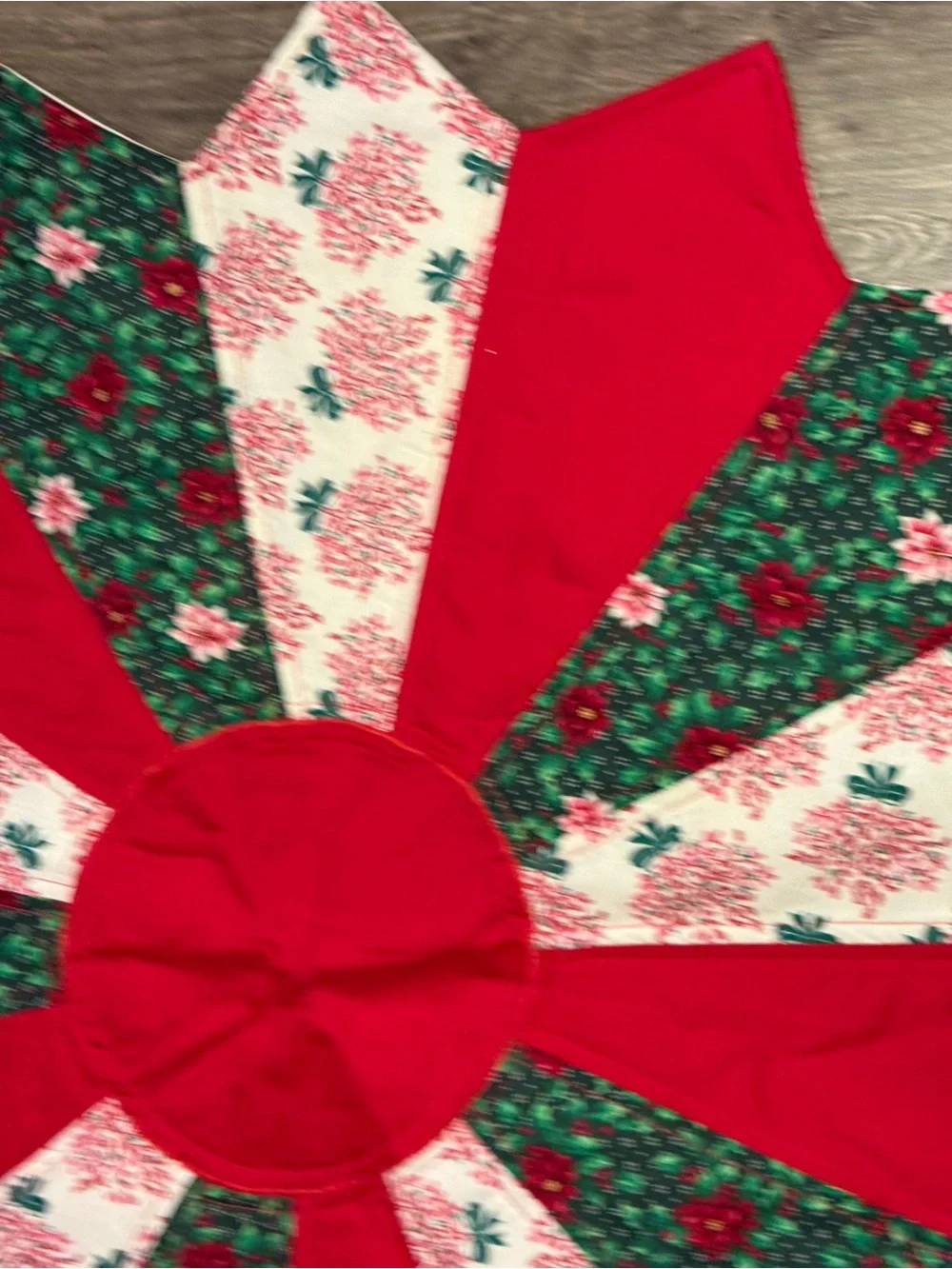 VTG Large Quilted Beautiful Multi Design Christmas Fabric Table Decor Placemat